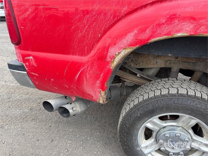 Ford F-350 XLT 4x4 Pickup Other