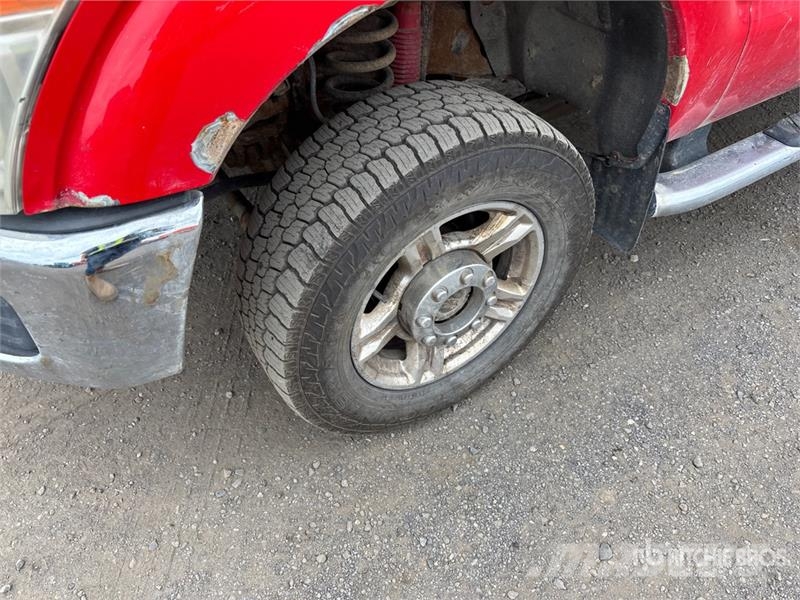 Ford F-350 XLT 4x4 Pickup Other