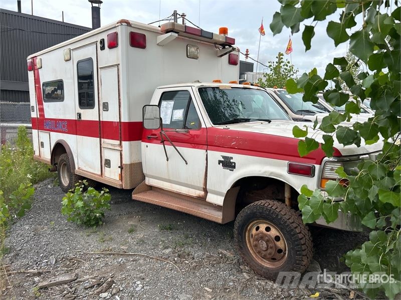 Ford F-350 XLT Super Duty Ambulanze