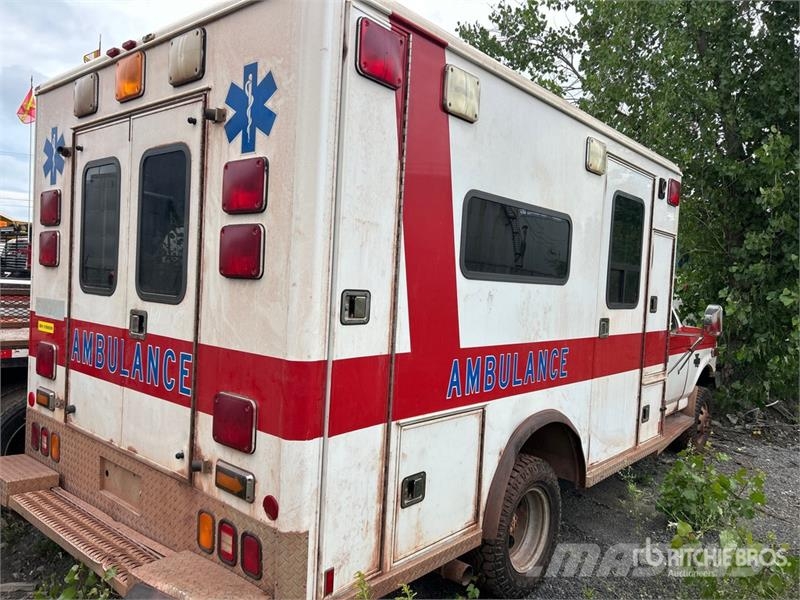 Ford F-350 XLT Super Duty Ambulanze