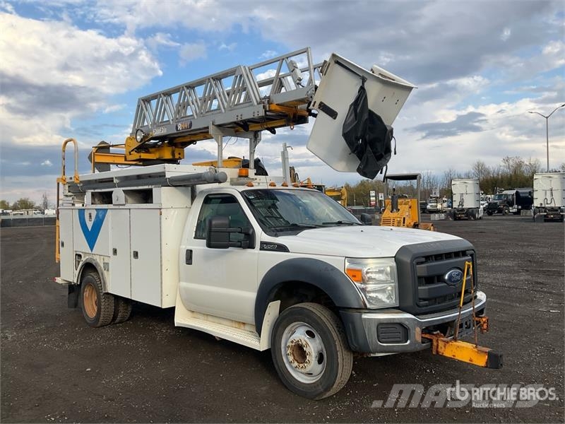 Ford F-450 Auto korpe