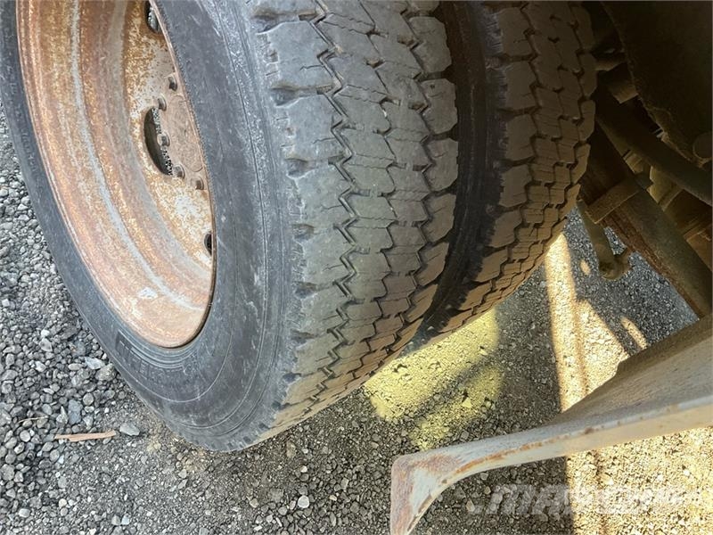 Ford F-450 شاحنات قلابة