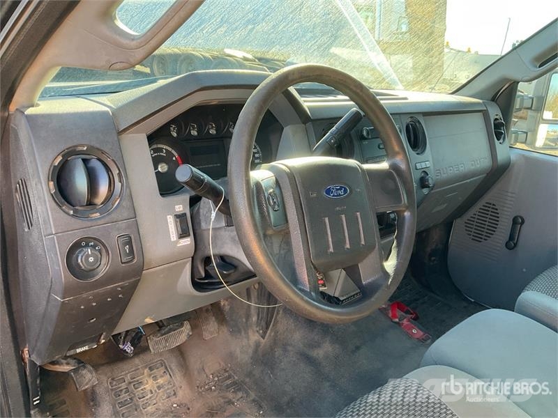 Ford F-450 شاحنات قلابة