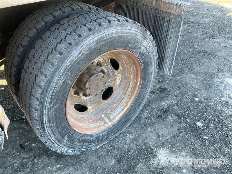 Ford F-450 شاحنات قلابة