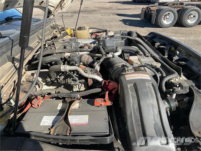 Ford F-450 شاحنات قلابة