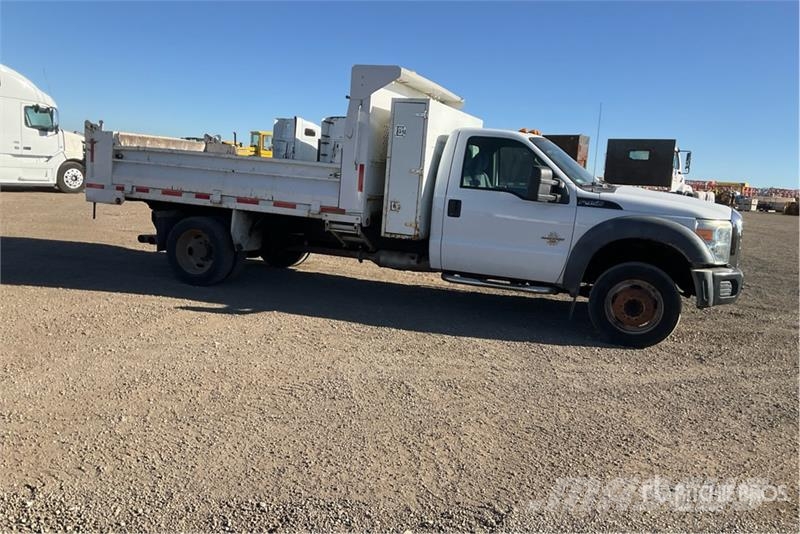 Ford F-450 شاحنات قلابة