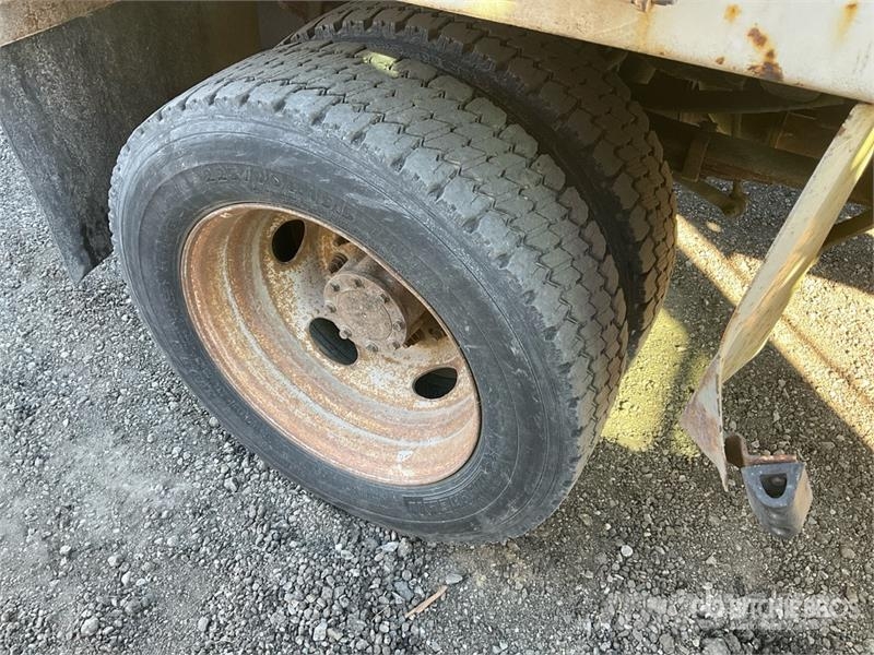 Ford F-450 شاحنات قلابة