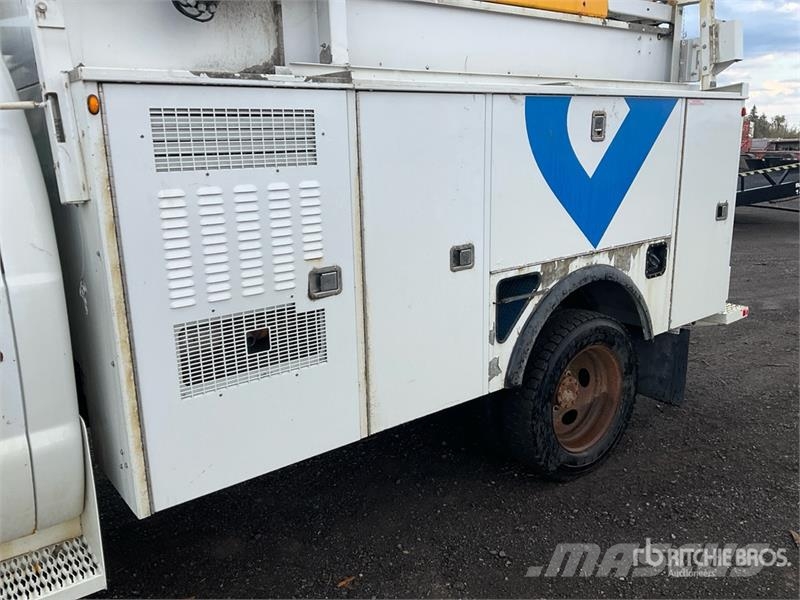 Ford F-450 Auto korpe
