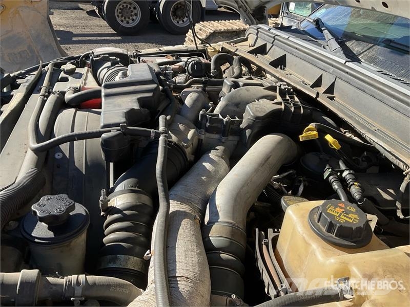Ford F-450 شاحنات قلابة