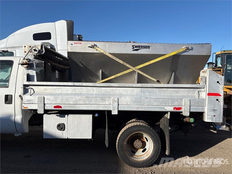 Ford F-450 XL 4x4 Snow Plow Truck Komunální / Multi-užitková vozidla