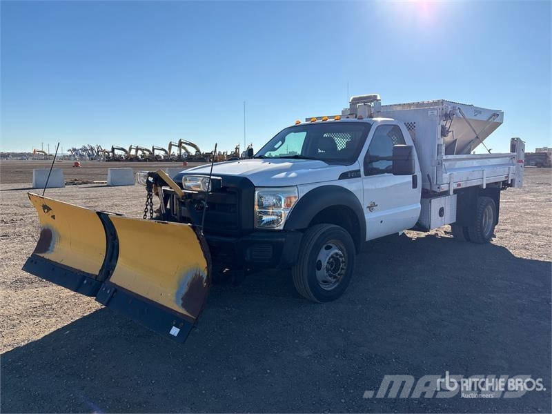 Ford F-450 XL 4x4 Snow Plow Truck Komunální / Multi-užitková vozidla
