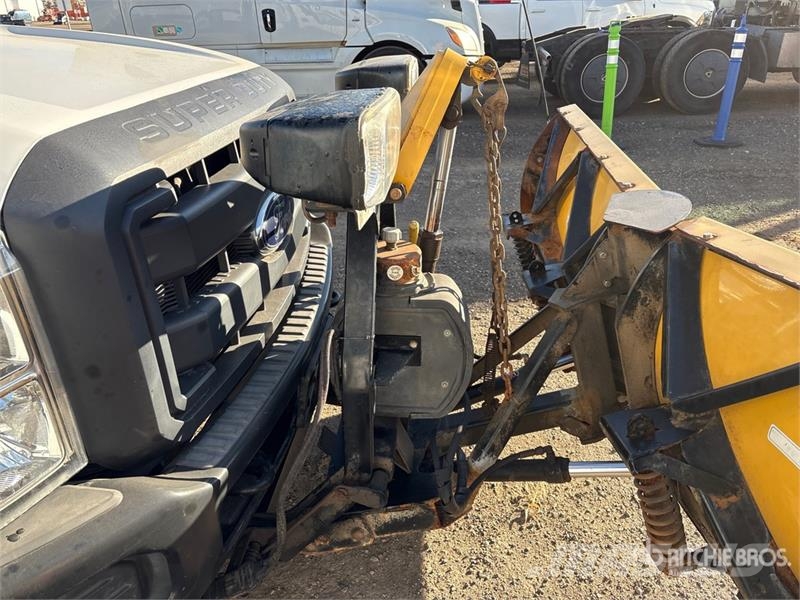Ford F-450 XL 4x4 Snow Plow Truck Komunální / Multi-užitková vozidla
