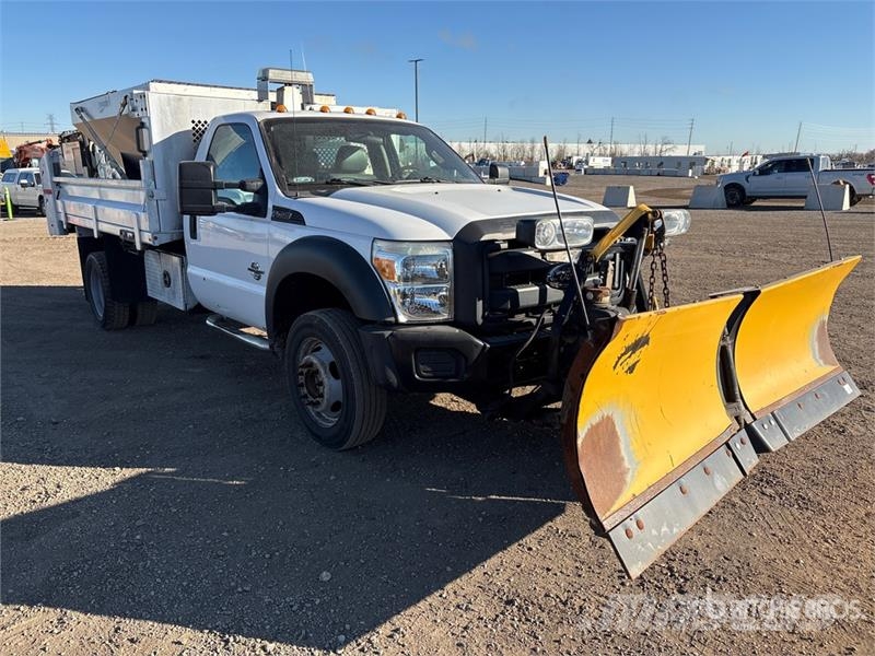 Ford F-450 XL 4x4 Snow Plow Truck Komunální / Multi-užitková vozidla