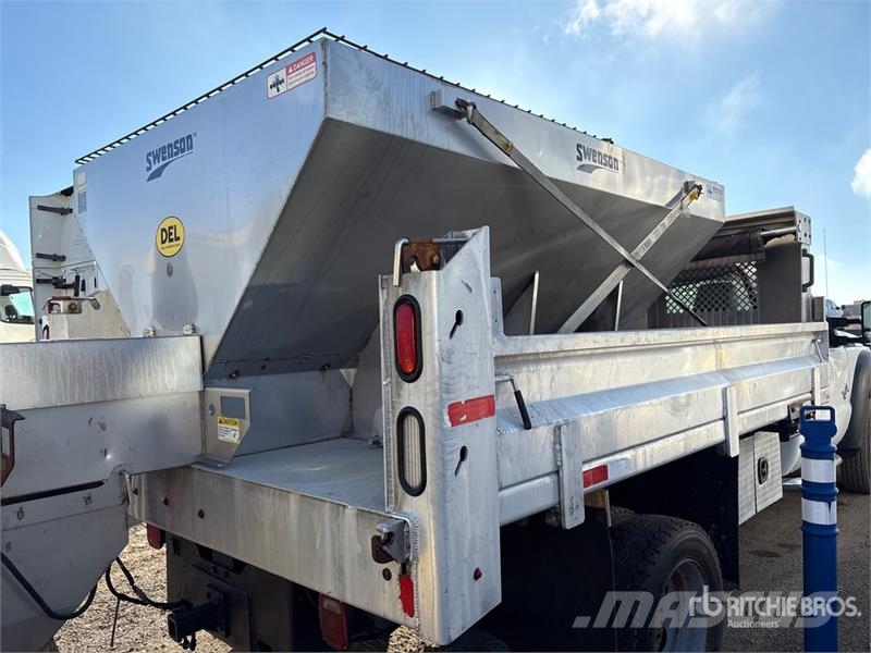 Ford F-450 XL 4x4 Snow Plow Truck Komunální / Multi-užitková vozidla