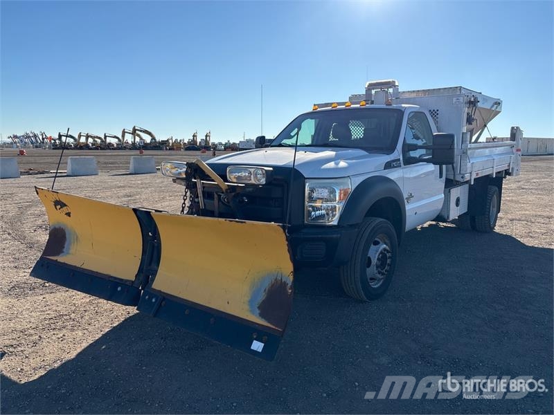 Ford F-450 XL 4x4 Snow Plow Truck Komunální / Multi-užitková vozidla