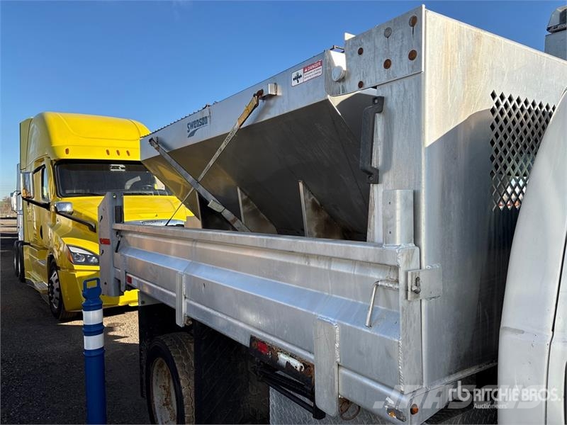 Ford F-450 XL 4x4 Snow Plow Truck Komunální / Multi-užitková vozidla