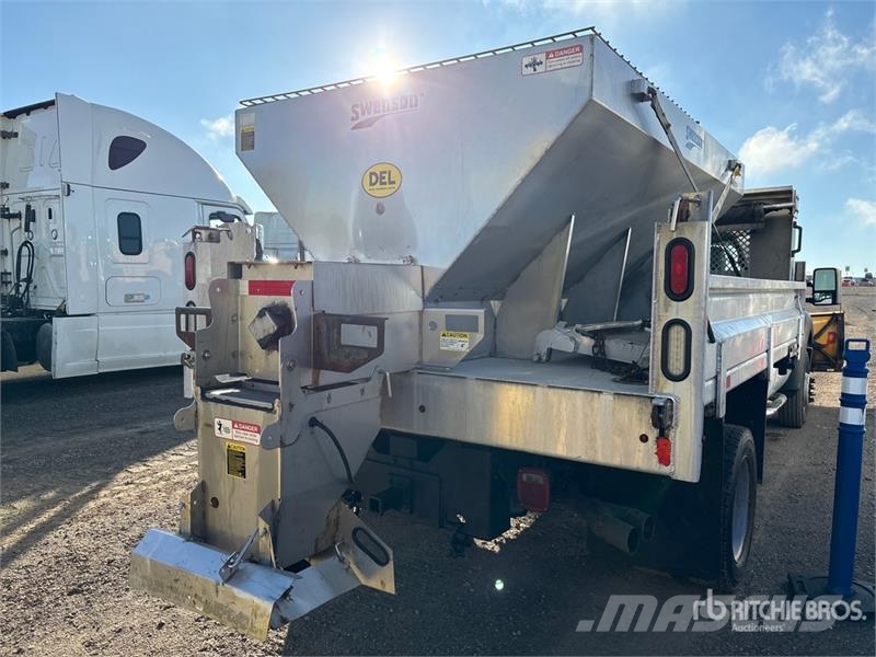 Ford F-450 XL 4x4 Snow Plow Truck Komunální / Multi-užitková vozidla