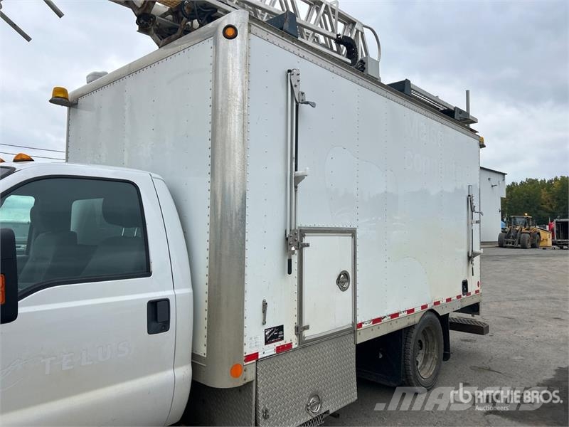 Ford F-550 LKW-Arbeitsbühnen