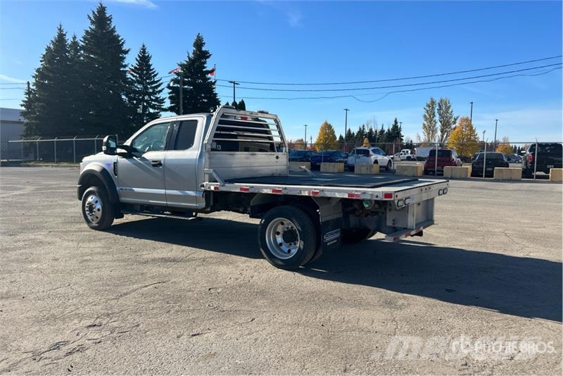 Ford F-550 Flatbed kamyonlar