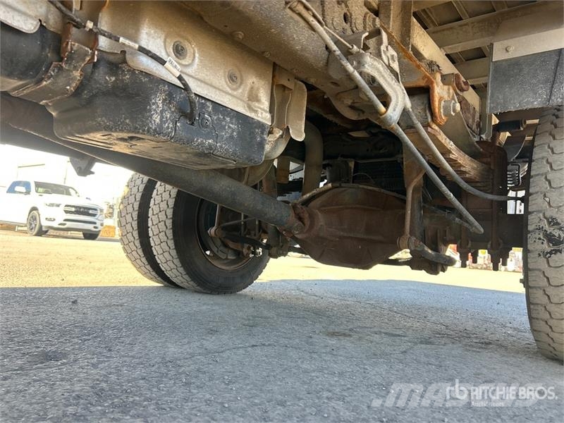 Ford F-550 Flatbed kamyonlar