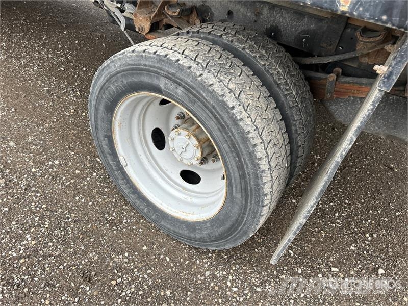Ford F-550 Tippbilar