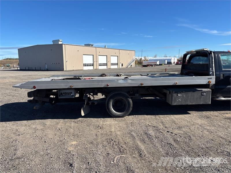 Ford F-550 Carroattrezzi
