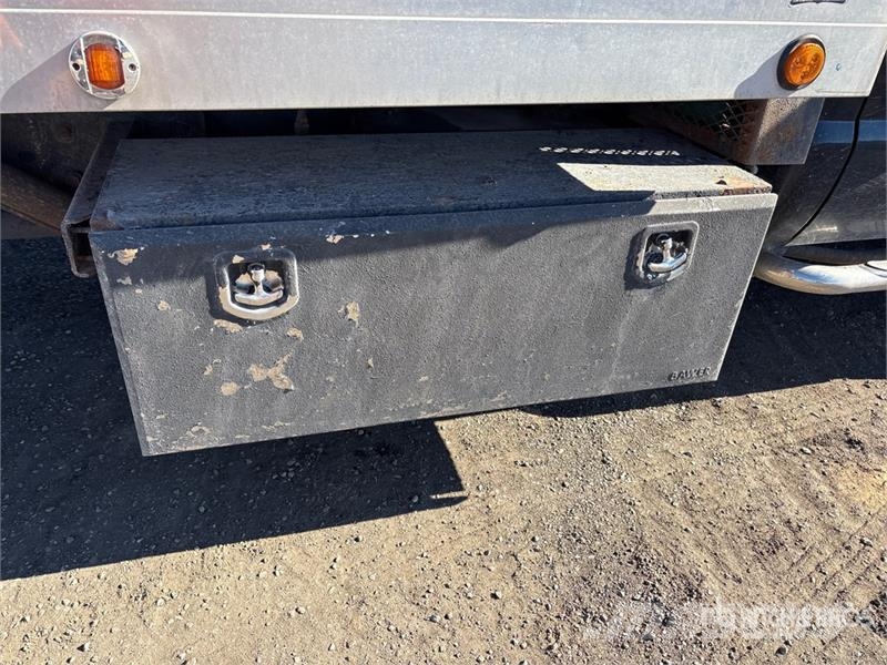 Ford F-550 Carroattrezzi
