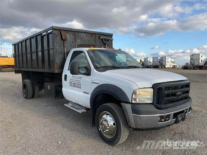 Ford F-550 Tippbilar