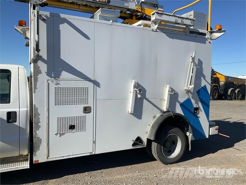 Ford F-550 Lastbilmonterede lifte