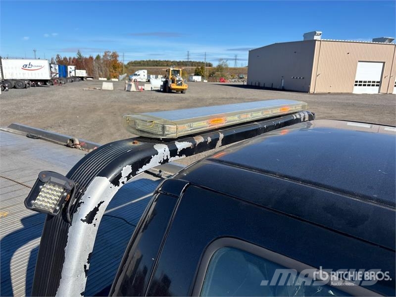 Ford F-550 Carroattrezzi