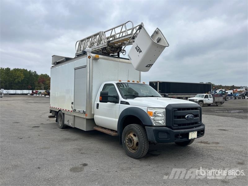 Ford F-550 LKW-Arbeitsbühnen