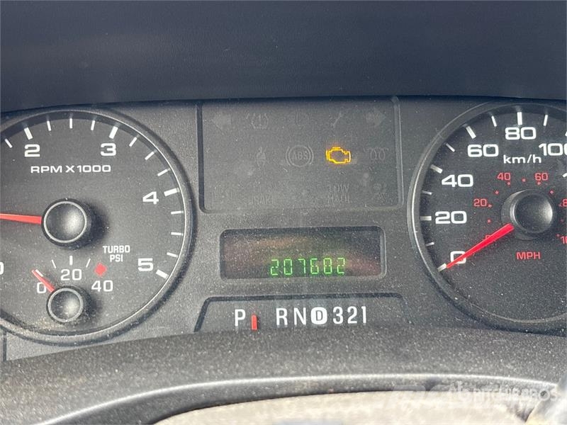 Ford F-550 Camion ribaltabili