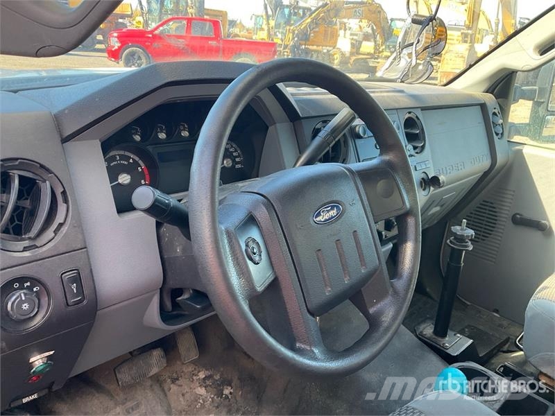 Ford F-550 Lastbilmonterede lifte