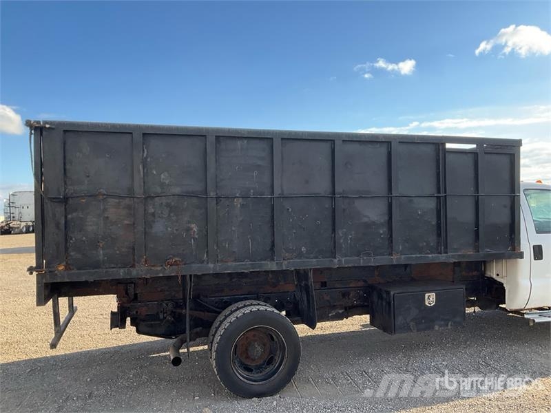Ford F-550 Tippbilar