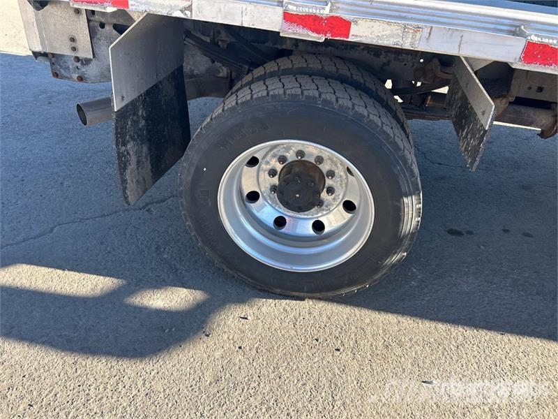 Ford F-550 Flatbed kamyonlar