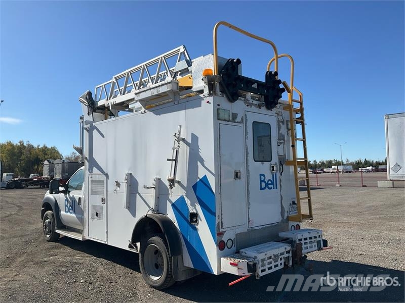 Ford F-550 Lastbilmonterede lifte
