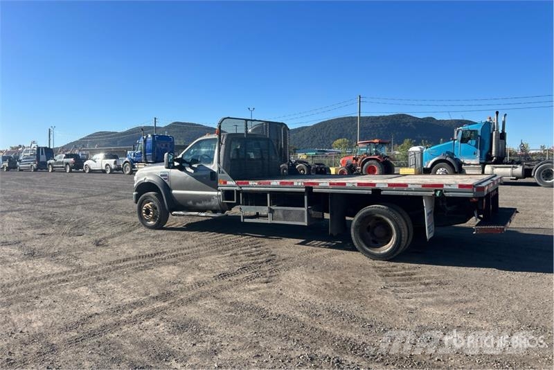 Ford F-550 4x2 Flatbed Truck Camiones plataforma