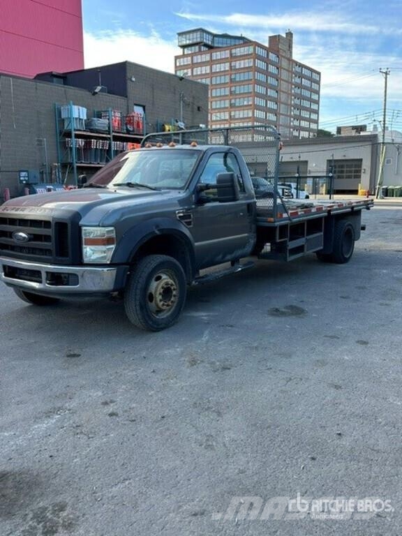 Ford F-550 4x2 Flatbed Truck Madelautod