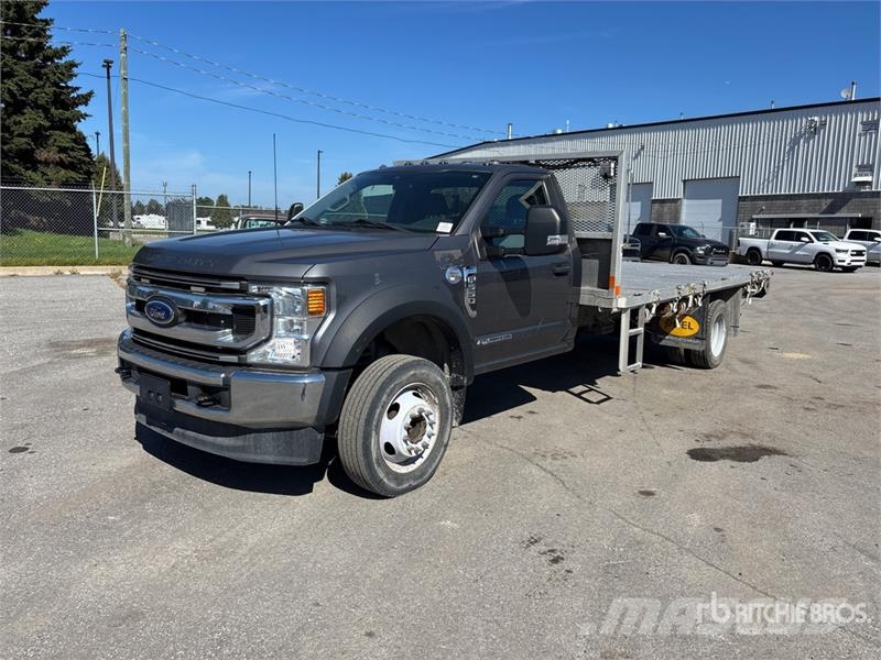 Ford F-550 4x2 Flatbed Truck 플랫베드/드롭사이드 트럭