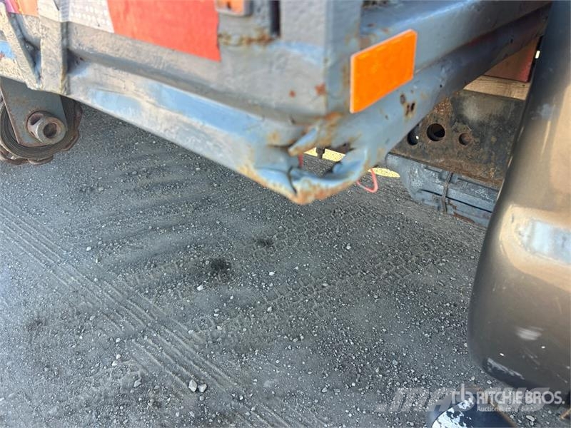 Ford F-550 4x2 Flatbed Truck Camiones plataforma