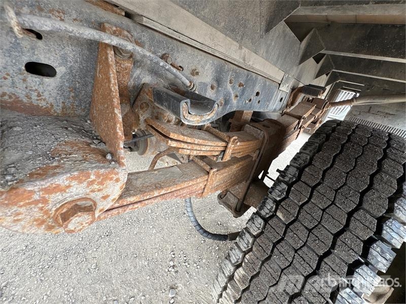 Ford F-550 4x2 Flatbed Truck Kamioni sa otvorenim sandukom