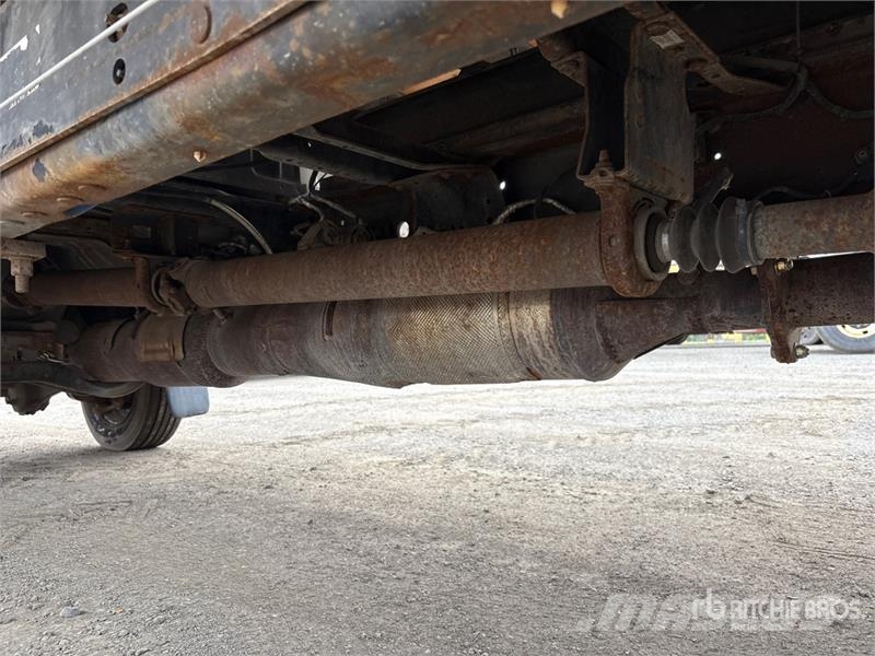 Ford F-550 4x2 Flatbed Truck Kamioni sa otvorenim sandukom