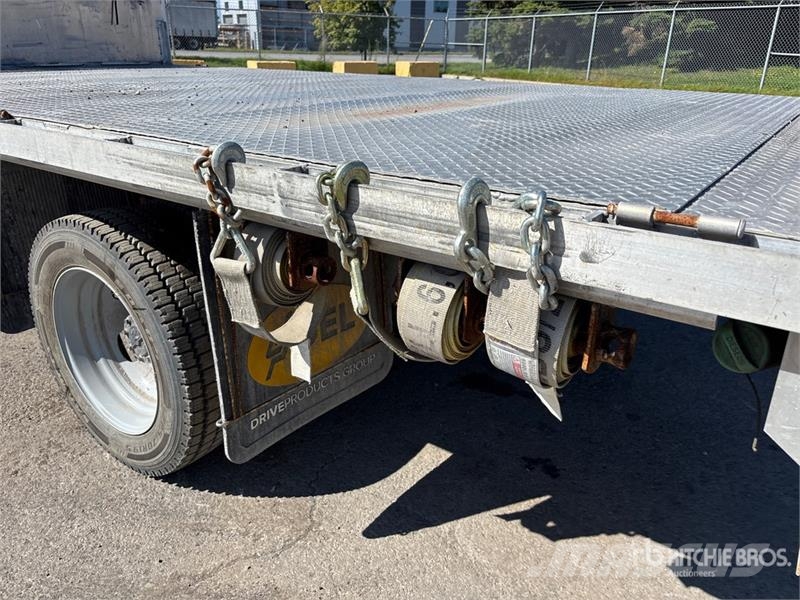 Ford F-550 4x2 Flatbed Truck 플랫베드/드롭사이드 트럭