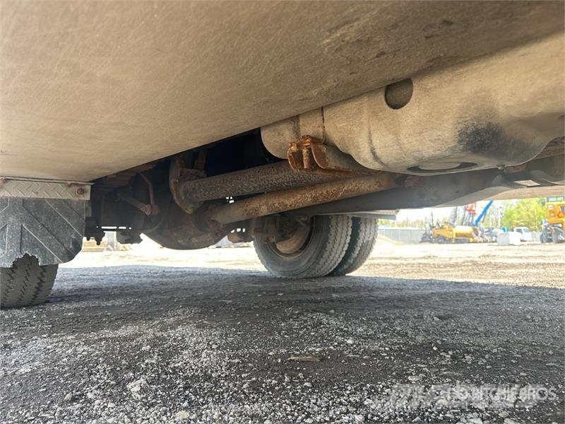 Ford F-550 4x4 Crew Cab Chipper Truck 碎木车