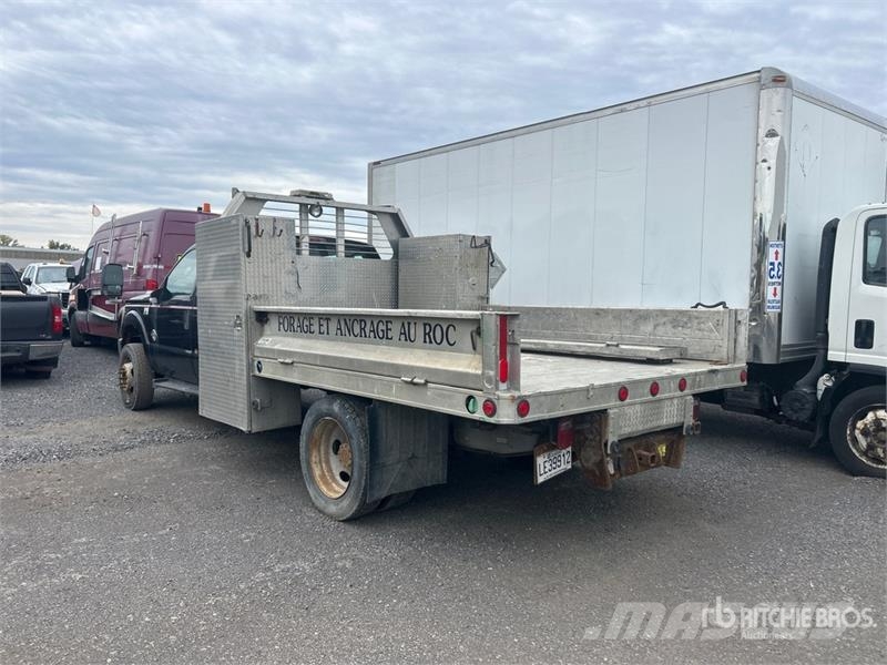 Ford F-550 4x4 Extended Cab Flatbed Truck (Inoperable) Kamioni sa otvorenim sandukom