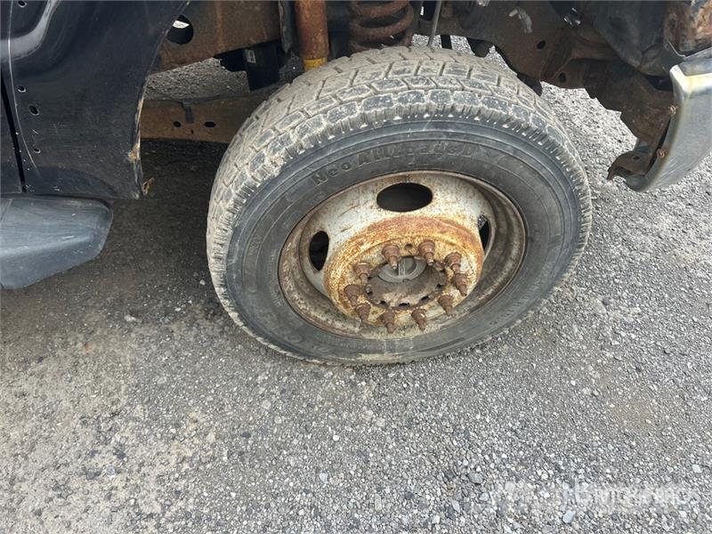 Ford F-550 4x4 Extended Cab Flatbed Truck (Inoperable) Kamioni sa otvorenim sandukom