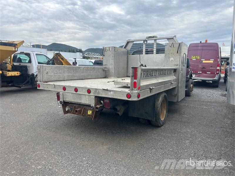 Ford F-550 4x4 Extended Cab Flatbed Truck (Inoperable) Kamioni sa otvorenim sandukom