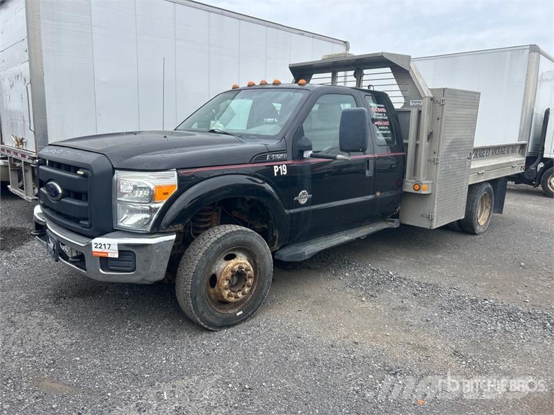 Ford F-550 4x4 Extended Cab Flatbed Truck (Inoperable) Kamioni sa otvorenim sandukom