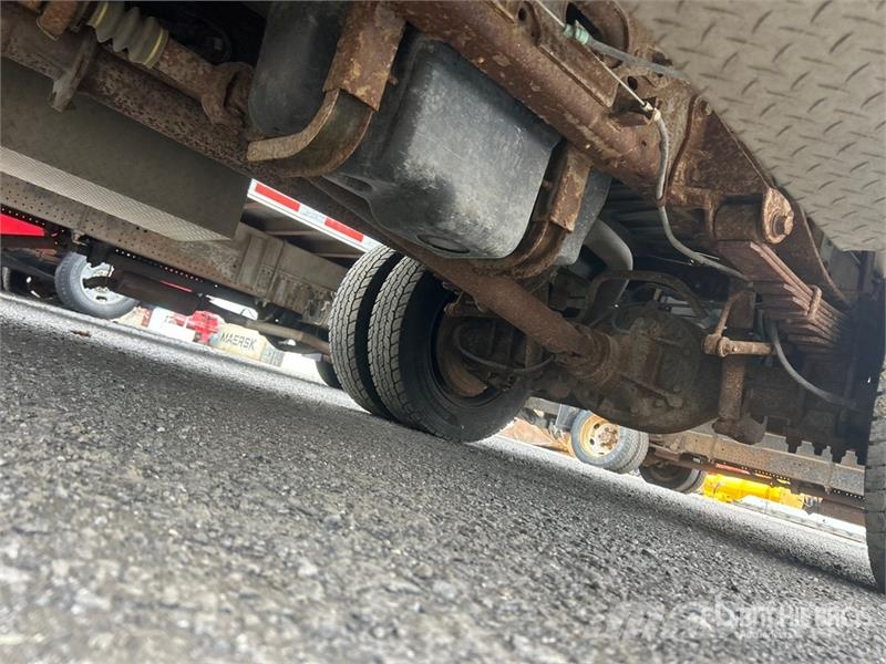 Ford F-550 4x4 Extended Cab Flatbed Truck (Inoperable) Kamioni sa otvorenim sandukom