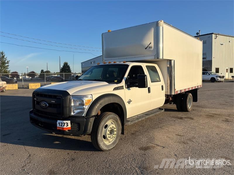 Ford F-550 XL 4x2 Crew Cab Utility Truck Bestelwagens met open laadbak